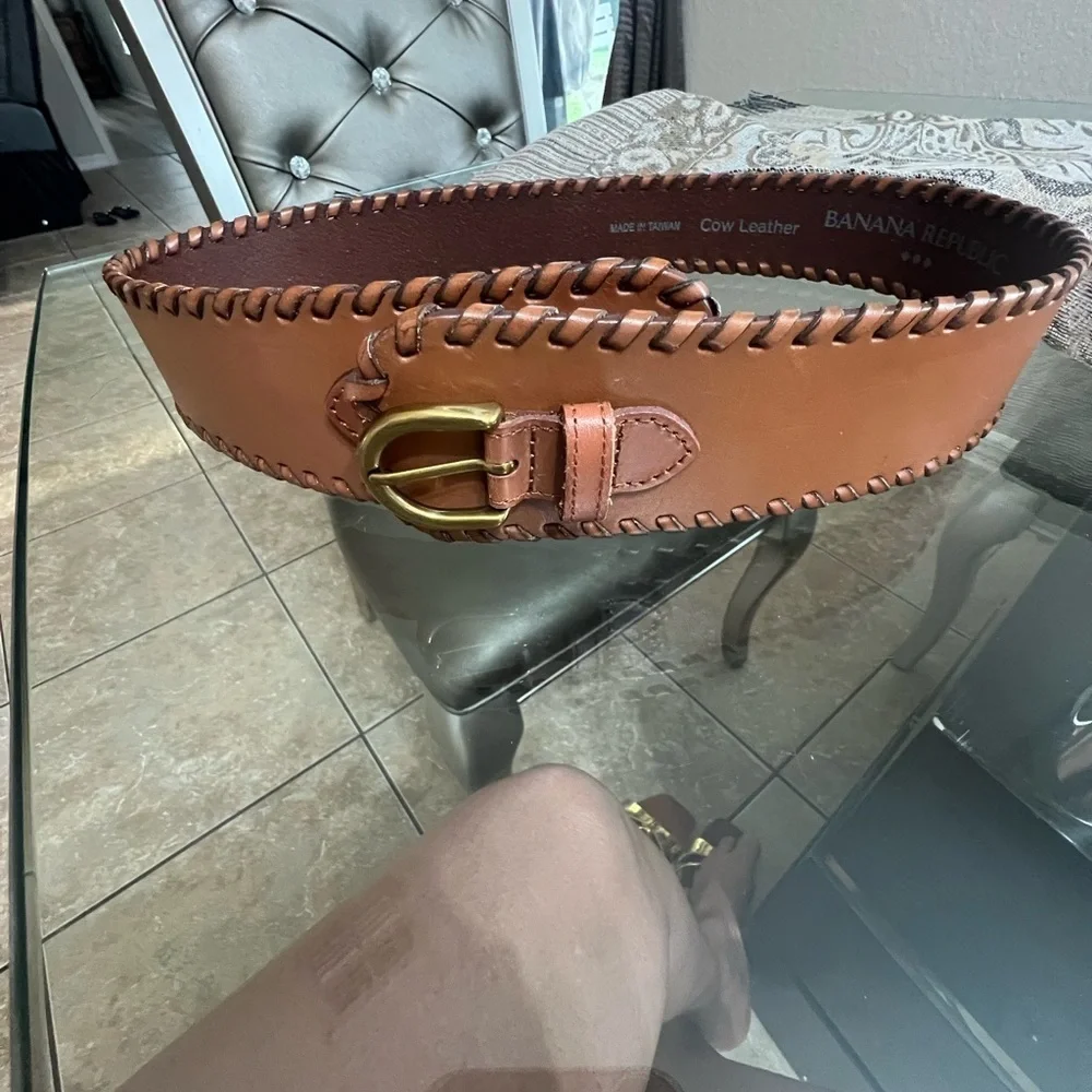 Banana Republic Tan Leather Belt with Gold Buckle